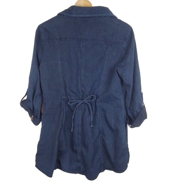 CABI Style #340 Chambray Denim Tunic Cardigan Button-up Top Shirt Jacket Sz M - Picture 3 of 11